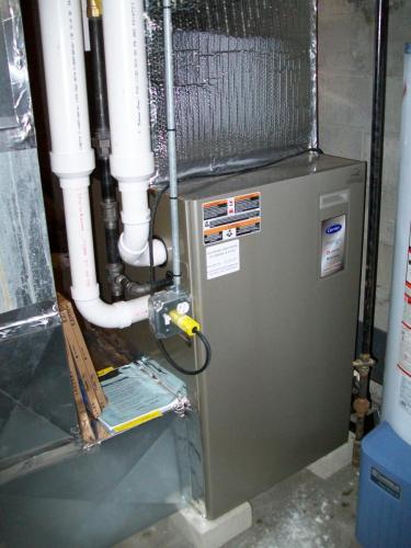 Carrier 95% efficient furnace installed in Cambridge, MAThis furnace is eligible for a 0% interest MassSave Heat Loan and GasNetworks rebate