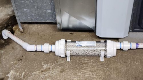 Boiler condensate nuetralizer 